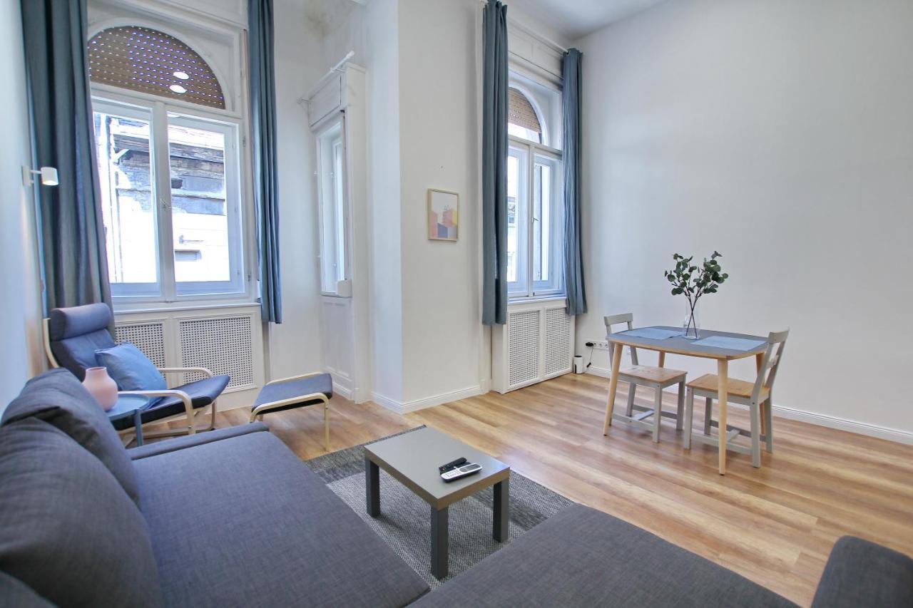Pau Stylish Studios In The Heart Of Budapest Budapeste Exterior foto